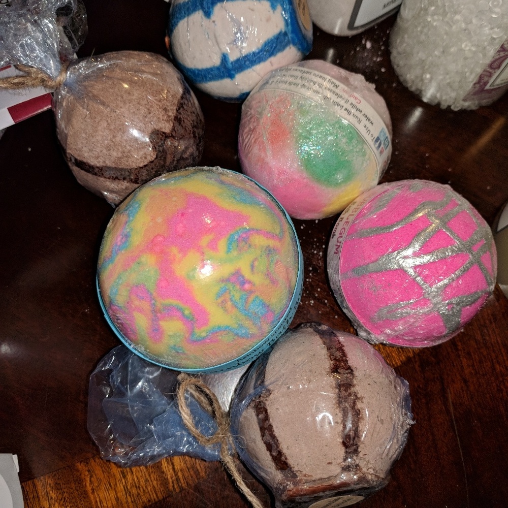 Lot of bath bombs